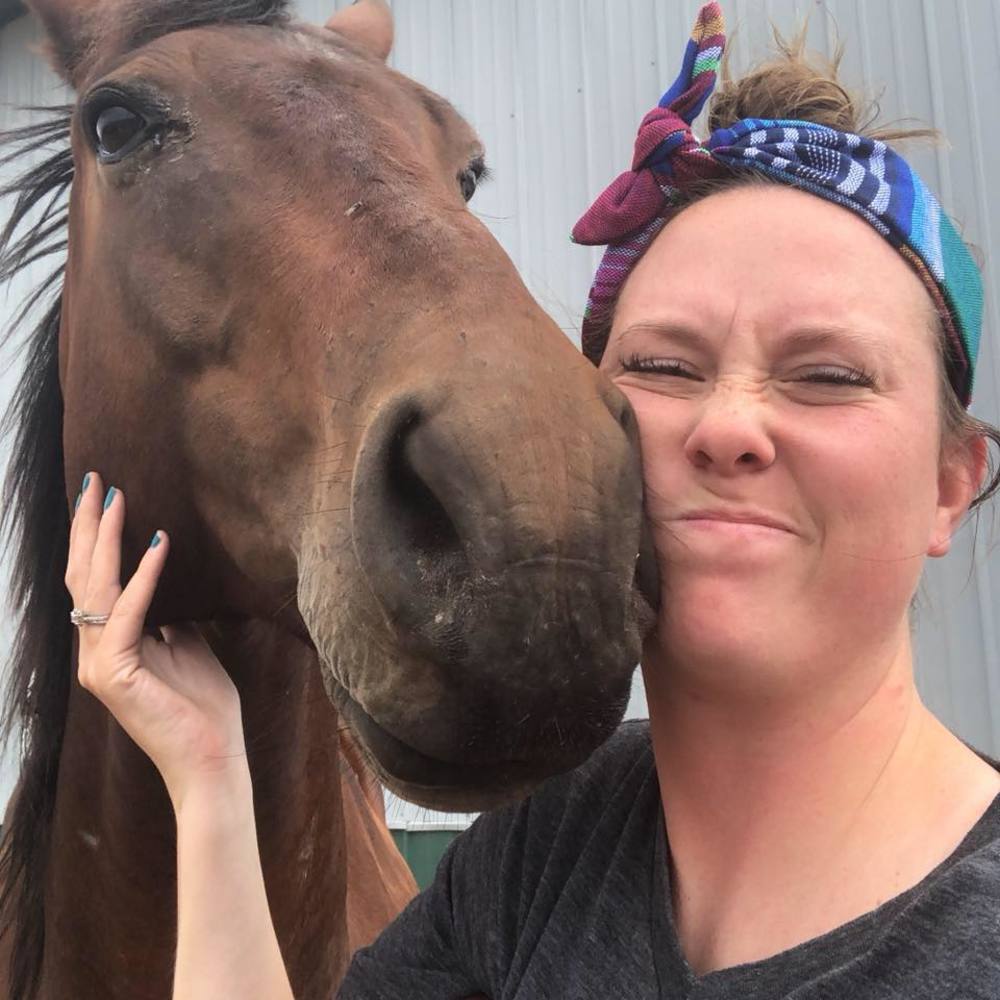 Meet your Posher, Taryn